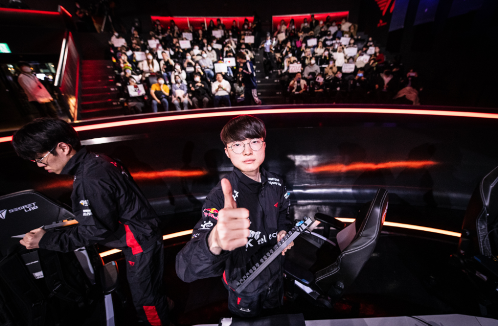 九游娱乐-Faker重要时刻表现优异，G2带队取胜！